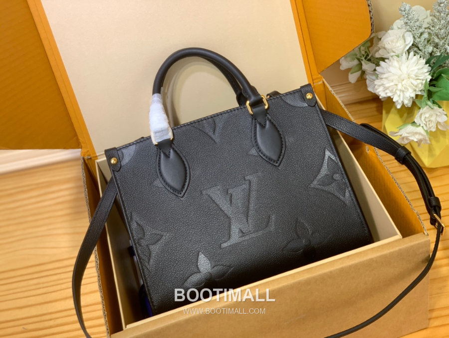 Louis Vuitton Onthego PM Tote Bag M45563 루이비통 온더고 PM 모노그램 앙프렝뜨 레더 토트백 25cm 2