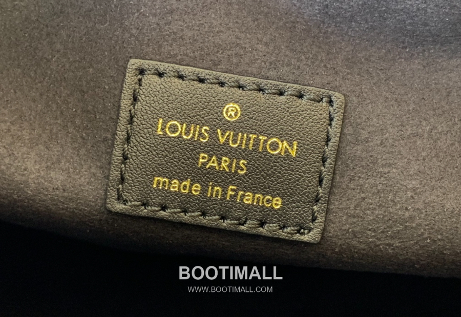 Louis Vuitton Lock It MM M11214 루이비통 락 잇 MM 토리용 레더 탑핸들 숄더백 29cm 8