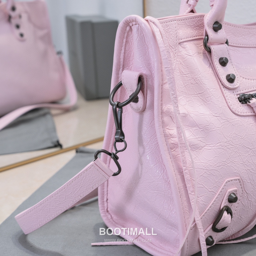 Balenciaga 발렌시아가 2025 미디엄 르 시티백 38.5cm 4