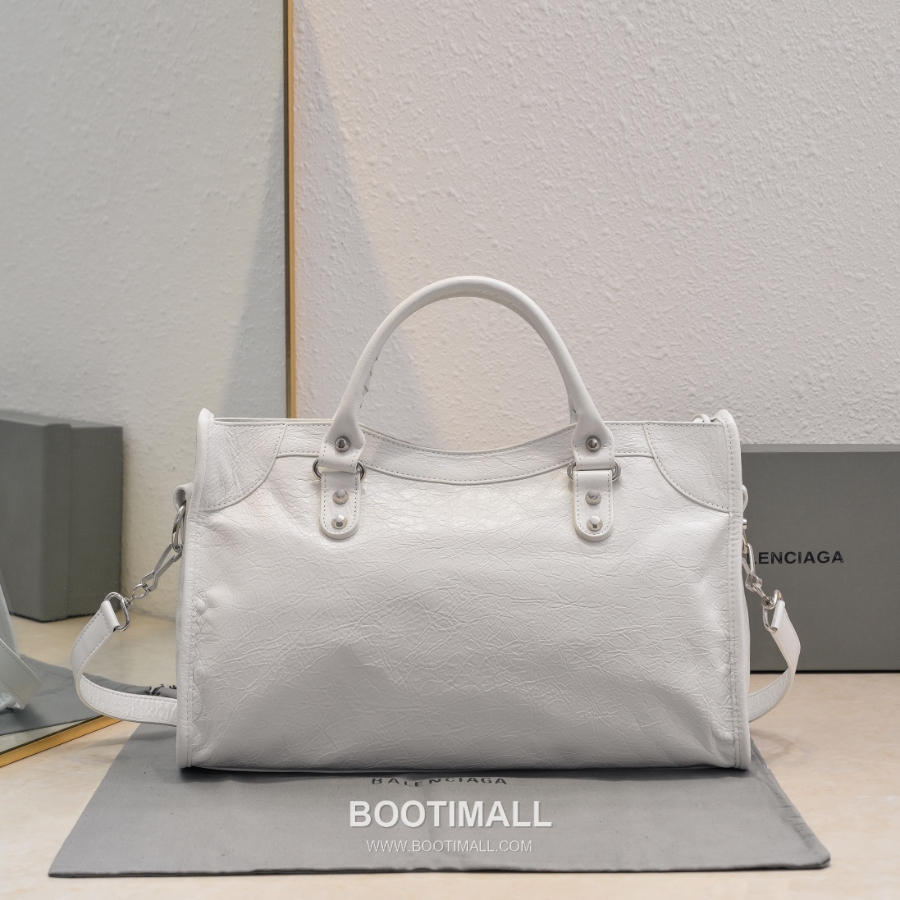 Balenciaga 발렌시아가 2025 미디엄 르 시티백 38.5cm 3