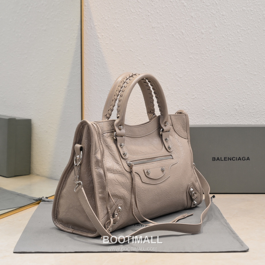 Balenciaga 발렌시아가 2025 미디엄 르 시티백 38.5cm 2
