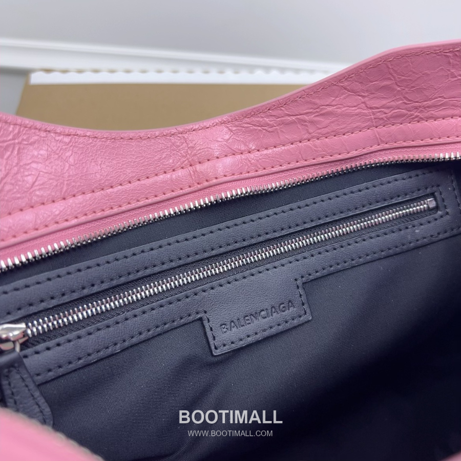Balenciaga 발렌시아가 2025 미디엄 르 시티백 38.5cm 6