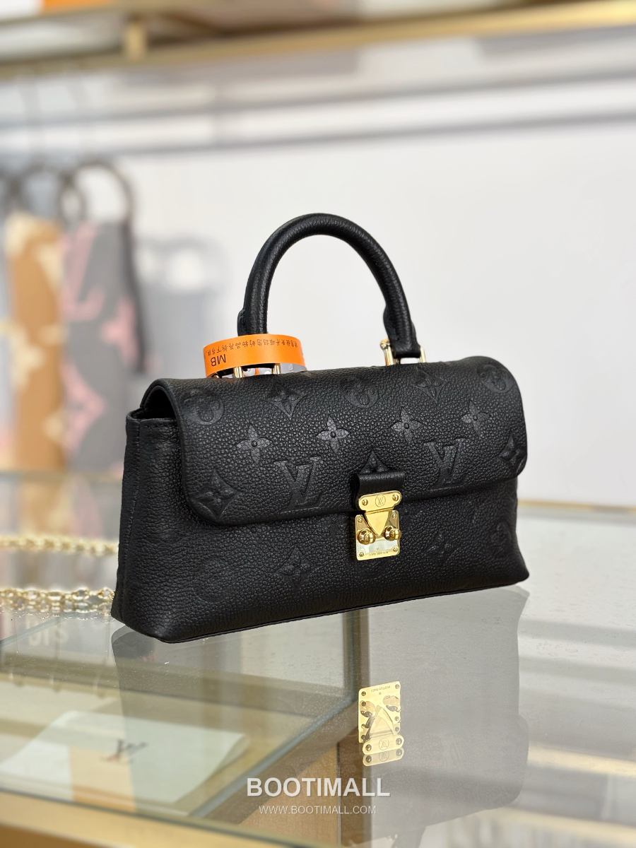 Louis Vuitton Nano Madeleine 모노그램 앙프렝뜨 미니 체인백 나노 마들렌 크로스바디백 M12144 21cm 3