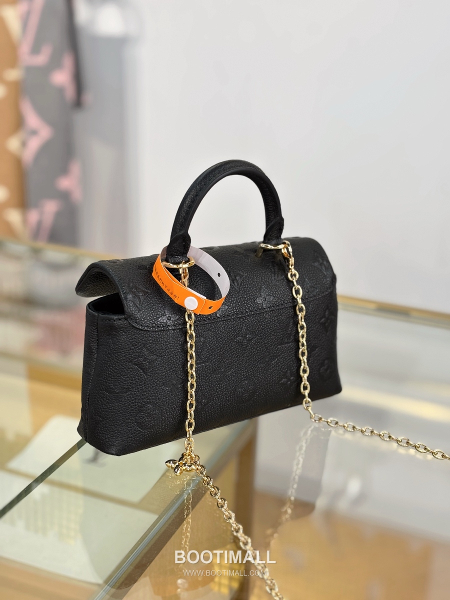 Louis Vuitton Nano Madeleine 모노그램 앙프렝뜨 미니 체인백 나노 마들렌 크로스바디백 M12144 21cm 7