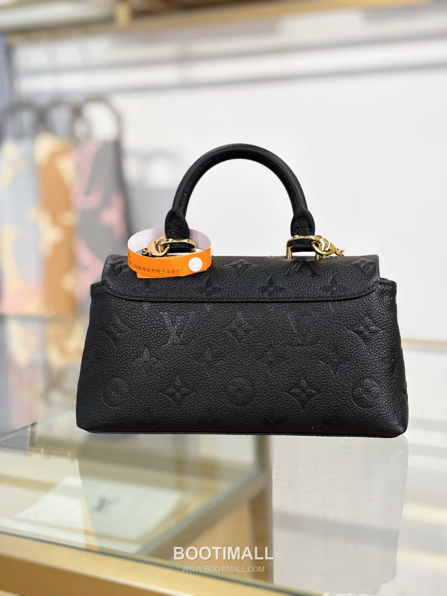 Louis Vuitton Nano Madeleine 모노그램 앙프렝뜨 미니 체인백 나노 마들렌 크로스바디백 M12144 21cm 9