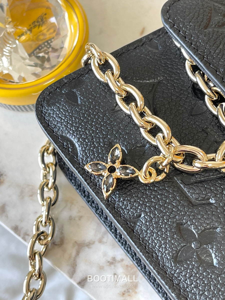 Louis Vuitton Wallet On Chain Métis Monogram Empreinte 루이비통 월릿 온 체인 메티스 모노그램 앙프렝뜨 M82637 19cm 15