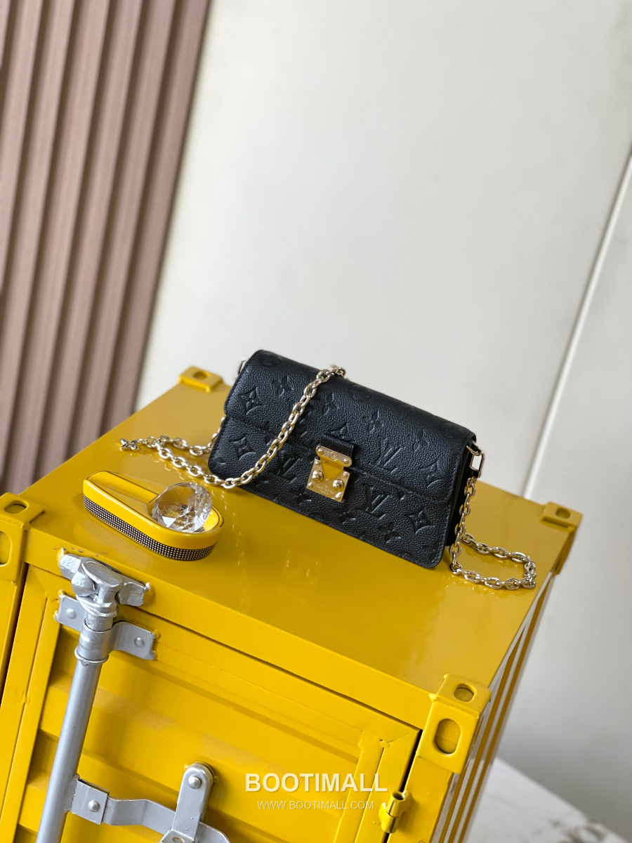 Louis Vuitton Wallet On Chain Métis Monogram Empreinte 루이비통 월릿 온 체인 메티스 모노그램 앙프렝뜨 M82637 19cm 18