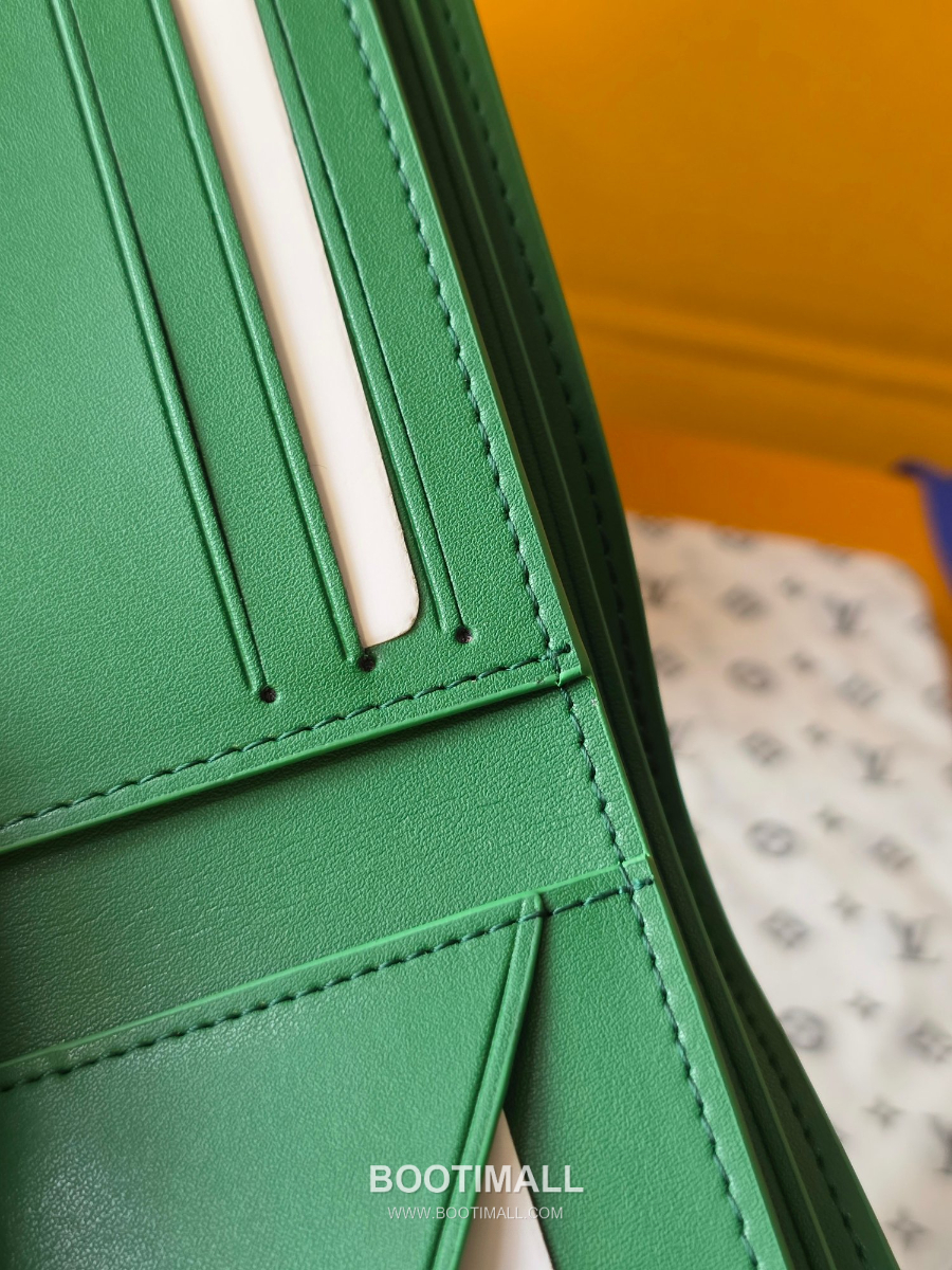 Louis Vuitton Slender Wallet Monogram M26837 M26838 루이비통 슬렌더 멀티플 월릿 모노그램 헤리티지 코티드 캔버스 그린 11cm 11