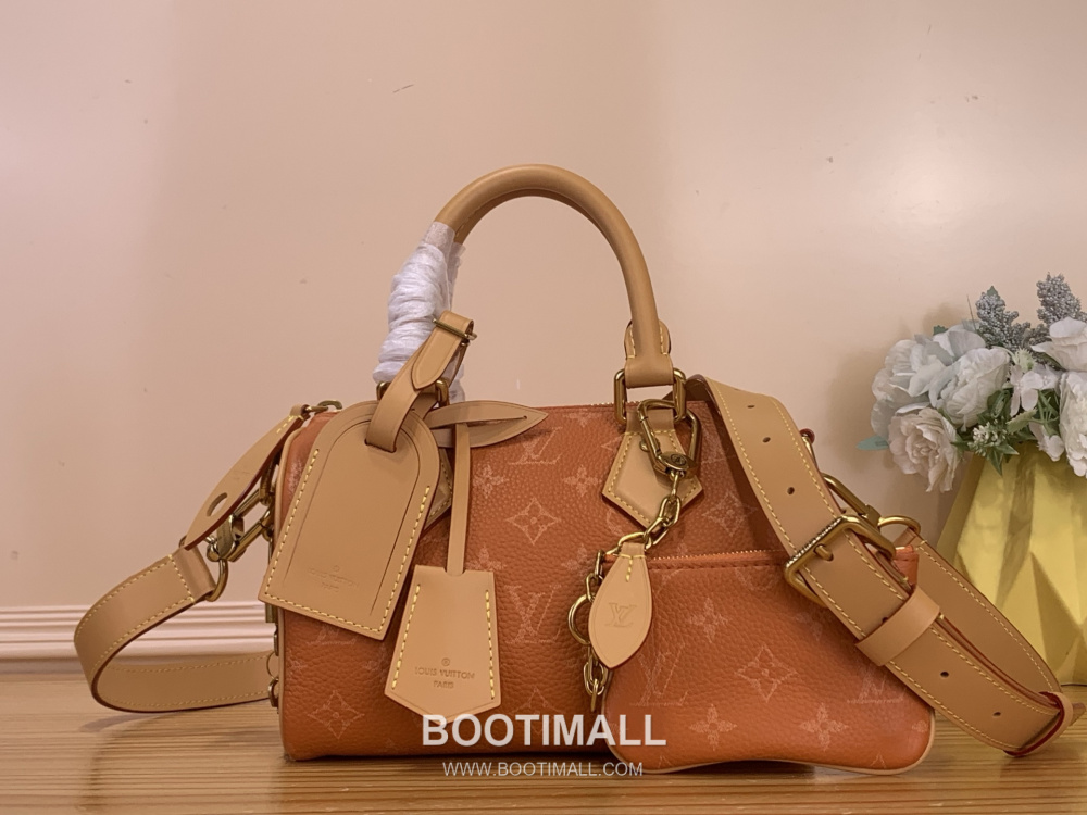 Louis Vuitton Speedy P9 Bandoulière M28307 루이비통 스피디 P9 반둘리에 20 모노그램 카프스킨 22cm 7