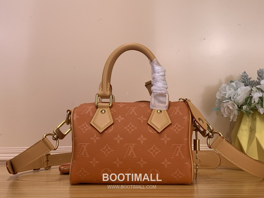 Louis Vuitton Speedy P9 Bandoulière M28307 루이비통 스피디 P9 반둘리에 20 모노그램 카프스킨 22cm 9