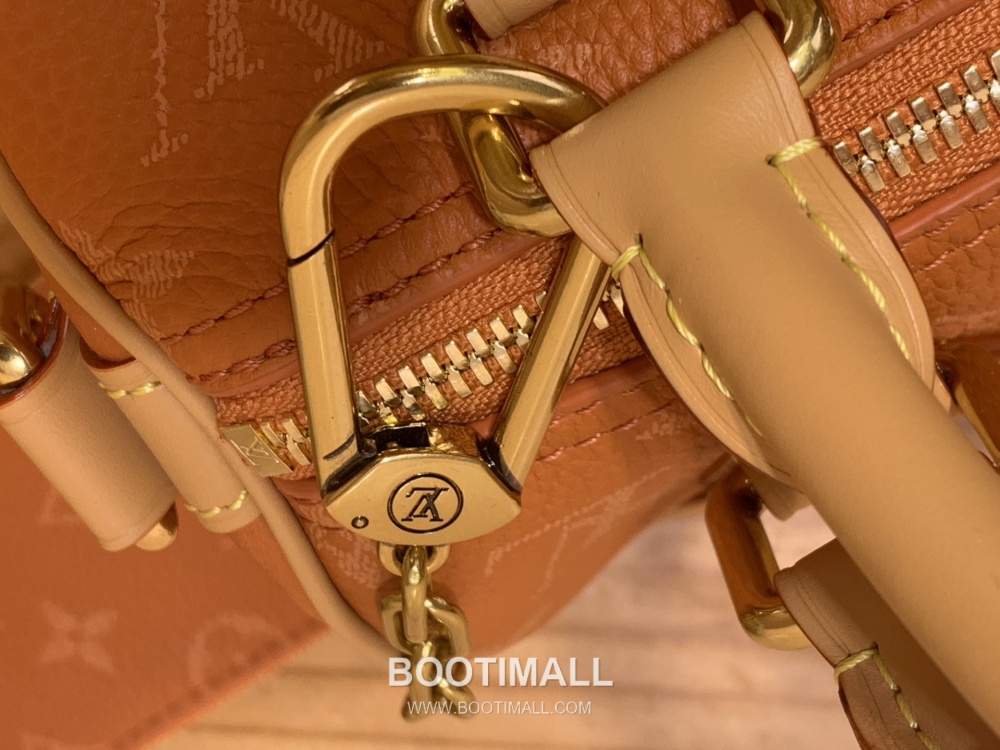 Louis Vuitton Speedy P9 Bandoulière M28307 루이비통 스피디 P9 반둘리에 20 모노그램 카프스킨 22cm 10