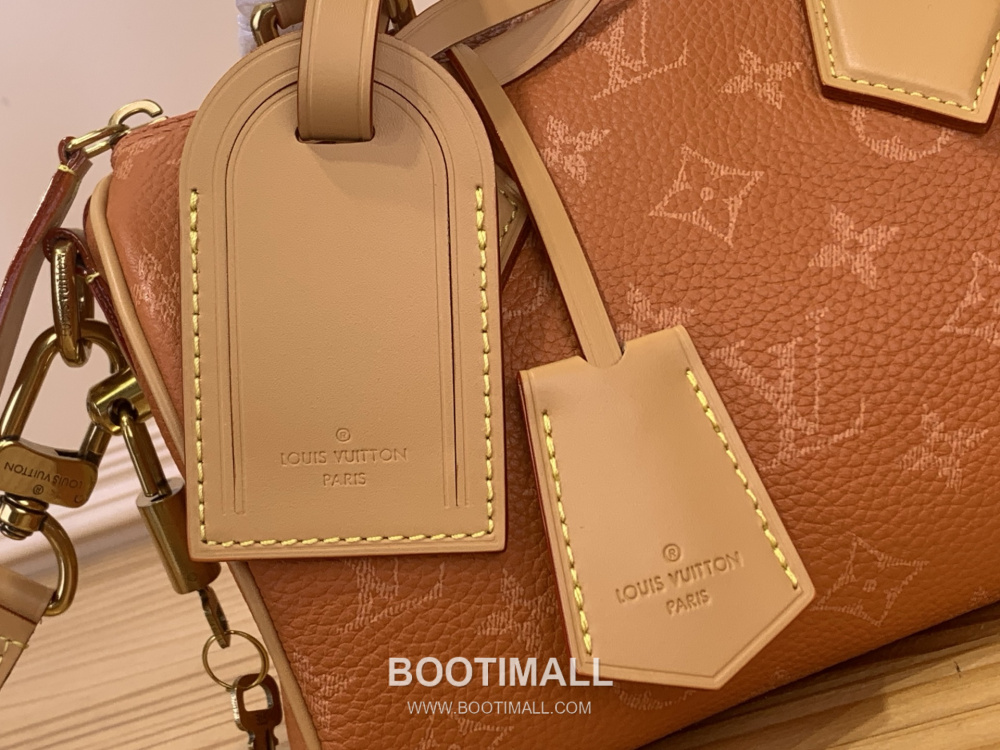 Louis Vuitton Speedy P9 Bandoulière M28307 루이비통 스피디 P9 반둘리에 20 모노그램 카프스킨 22cm 11