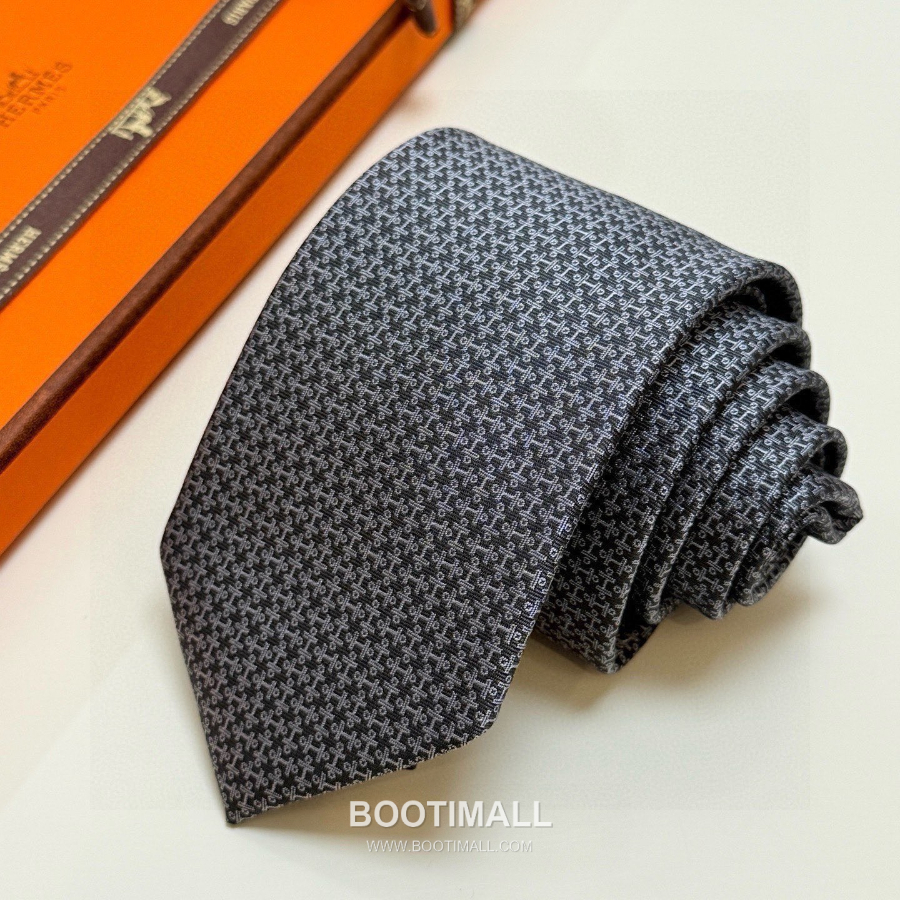 Hermès Printed Silk Tie Hermès 에르메스 프린트 실크 넥타이 148cm 2