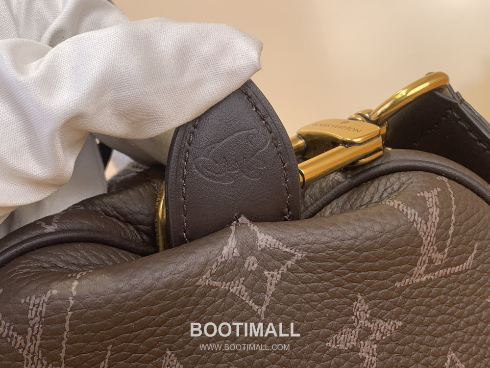 Louis Vuitton Speedy P9 Bandoulière M27974 루이비통 스피디 P9 반둘리에 25 모노그램 카프스킨 25cm 15