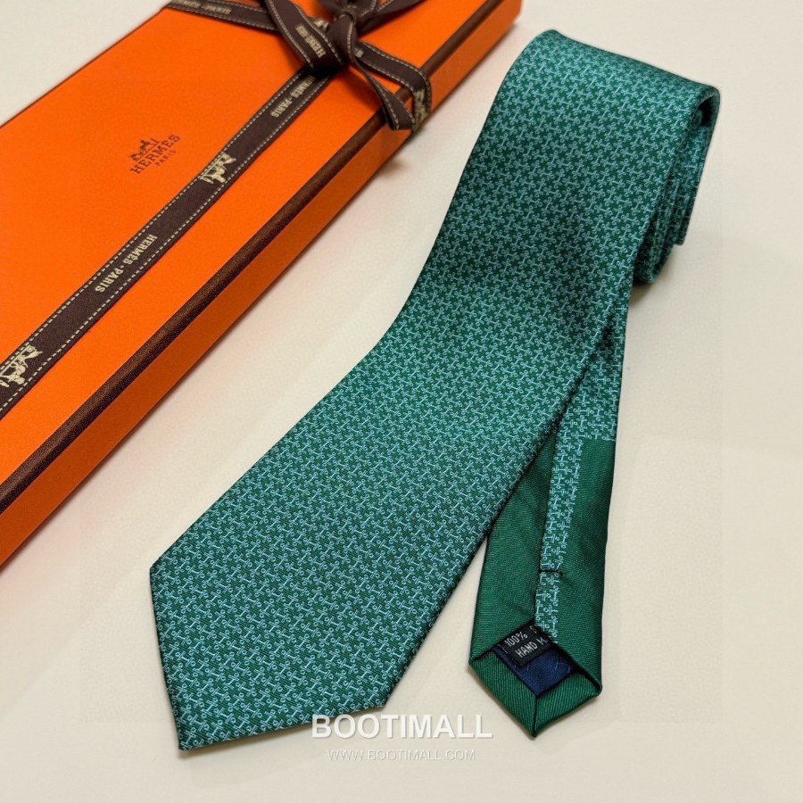 Hermès Printed Silk Tie Hermès 에르메스 프린트 실크 넥타이 148cm 29