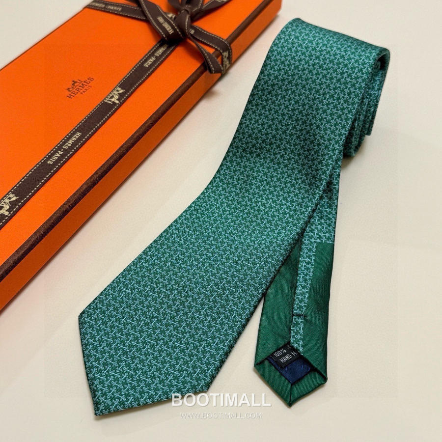 Hermès Printed Silk Tie Hermès 에르메스 프린트 실크 넥타이 148cm 30