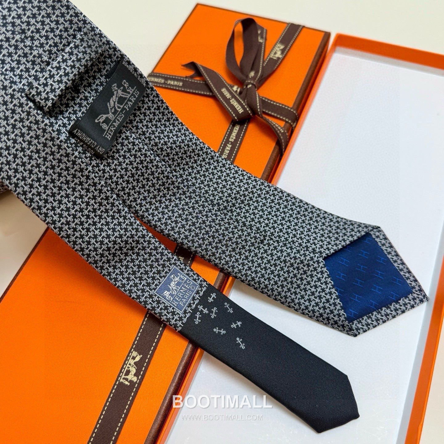 Hermès Printed Silk Tie Hermès 에르메스 프린트 실크 넥타이 148cm 35