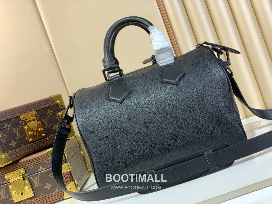 Louis Vuitton Speedy Bandoulière M13904 루이비통 스피디 P9 반둘리에 노그램 레더 토트백 30cm 10
