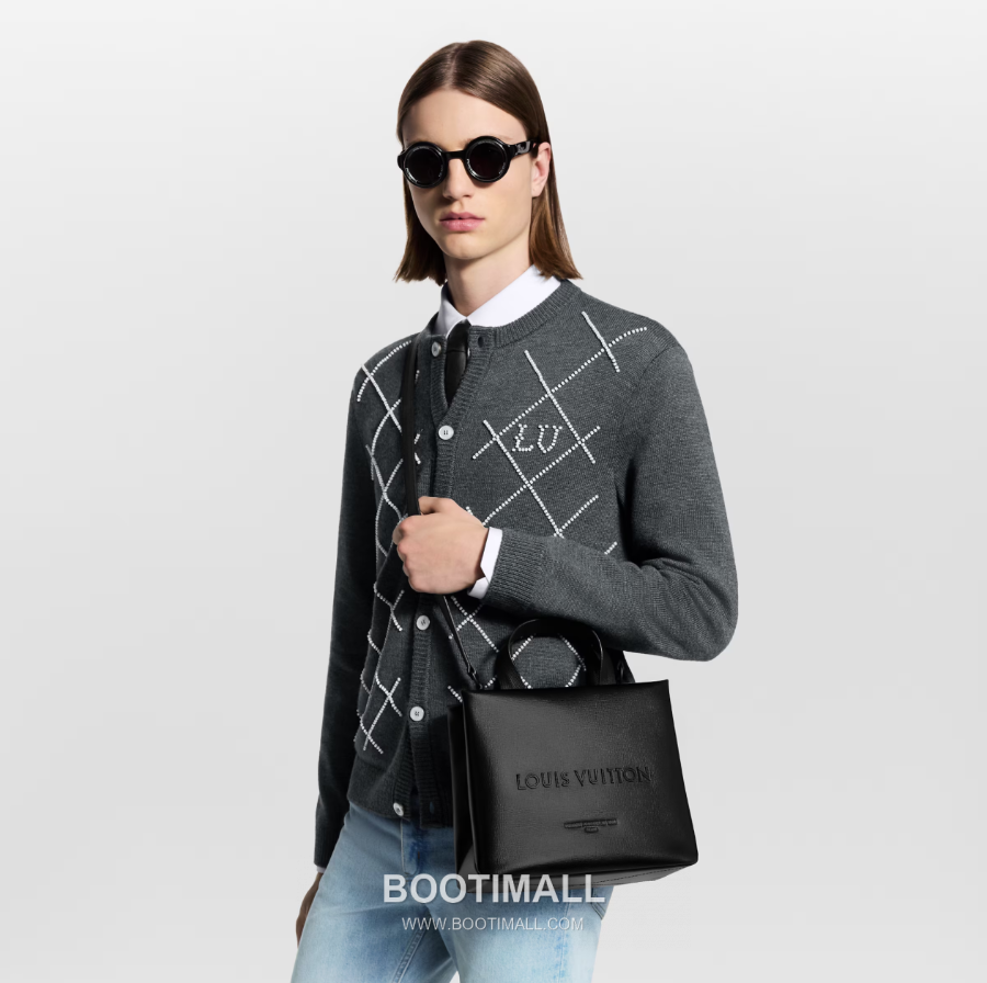 Louis Vuitton LV Packaging Shopper Tote M13979 루이비통 LV 패키징 쇼퍼 토트백 40cm 2