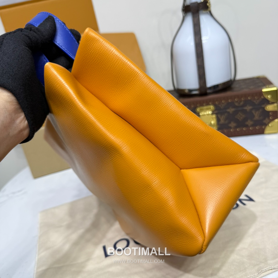 Louis Vuitton LV Packaging Shopper Tote M15237 루이비통 LV 패키징 쇼퍼 토트백 40cm 17