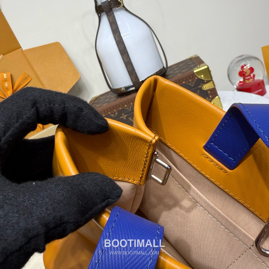 Louis Vuitton LV Packaging Shopper Tote M15237 루이비통 LV 패키징 쇼퍼 토트백 40cm 24