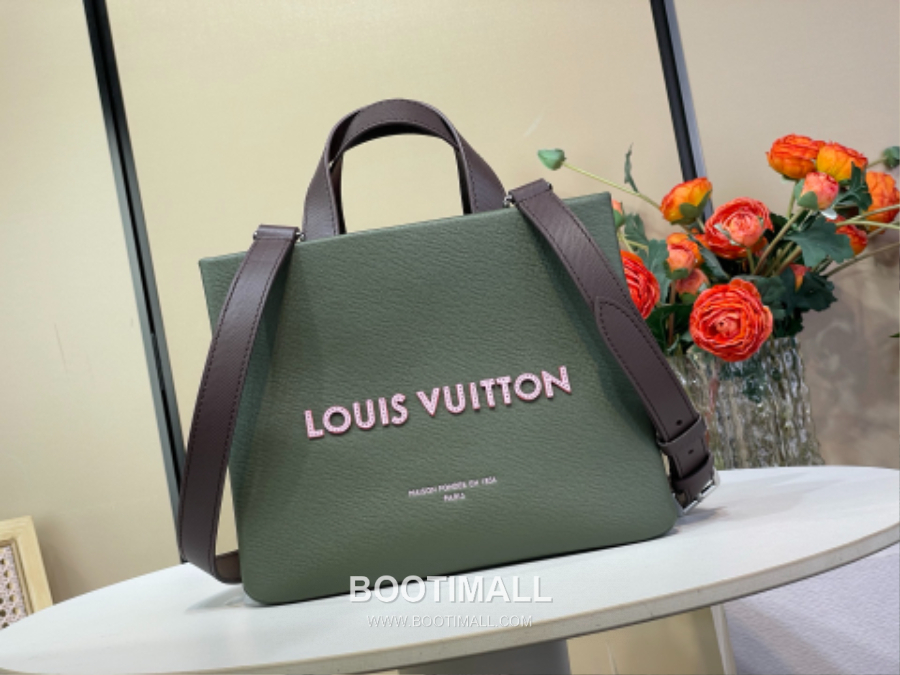 Louis Vuitton Packaging Tote M13928 루이비통 LV 패키징 쇼퍼 토트 스몰 모노그램 캔버스 다크그린 26cm 1