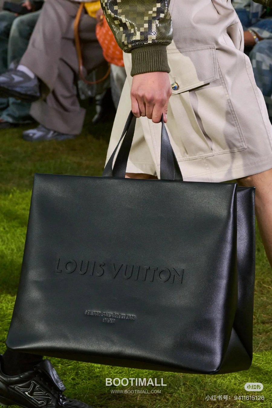 Louis Vuitton Shopper Tote M13979 루이비통 쇼퍼 토트백 모노그램 캔버스 블랙 40cm 3