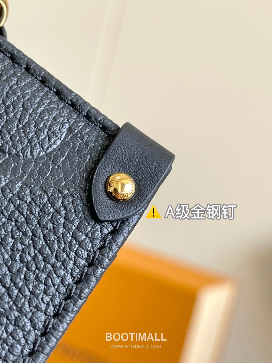 Louis Vuitton OnTheGo East West M23640 루이비통 온더고 이스트 웨스트 모노그램 앙프렝뜨 레더 토트백 25cm 12