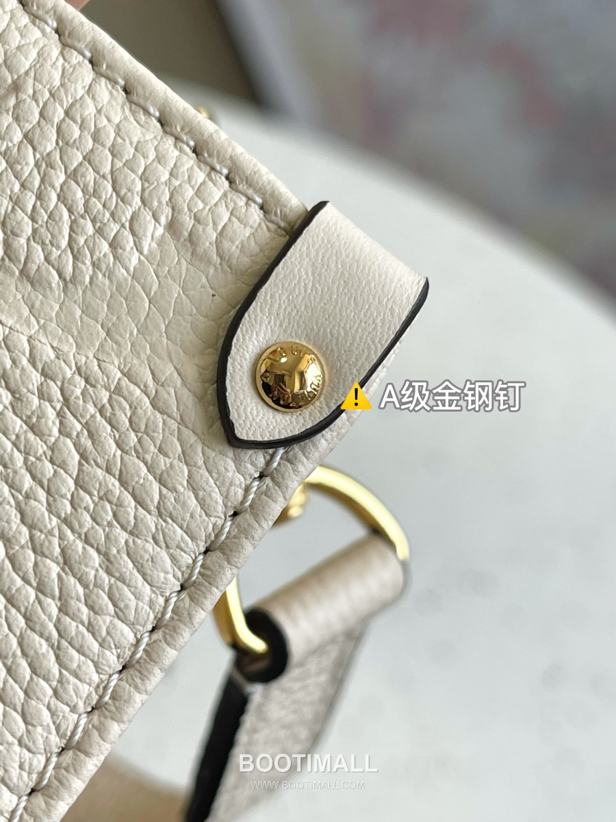 Louis Vuitton OnTheGo East West M23698 루이비통 온더고 이스트 웨스트 모노그램 앙프렝뜨 레더 토트백 25cm 13