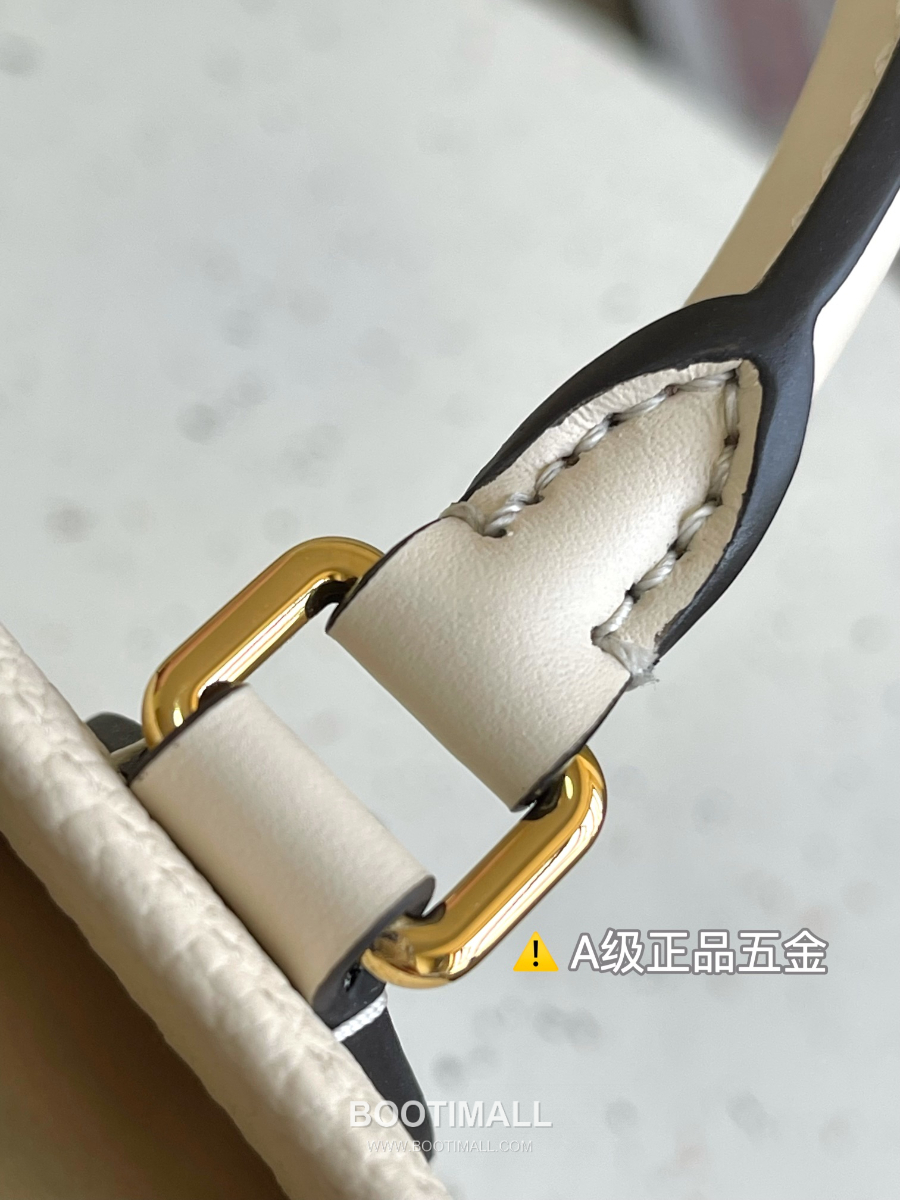 Louis Vuitton OnTheGo East West M23698 루이비통 온더고 이스트 웨스트 모노그램 앙프렝뜨 레더 토트백 25cm 15