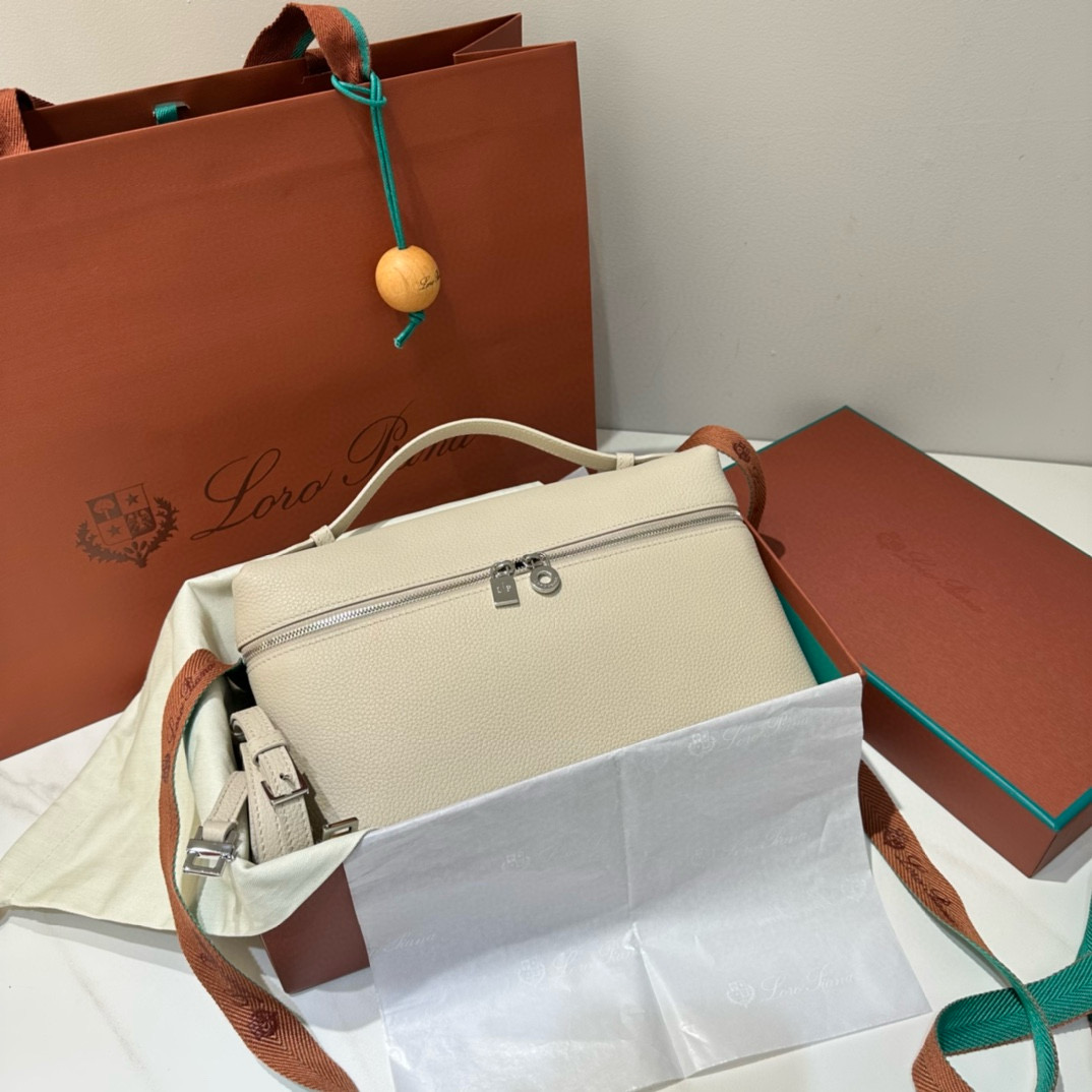 Loro Piana 로로피아나 로로 피아나 L27 엑스트라 포켓 라이트 베이지 크로스백 3