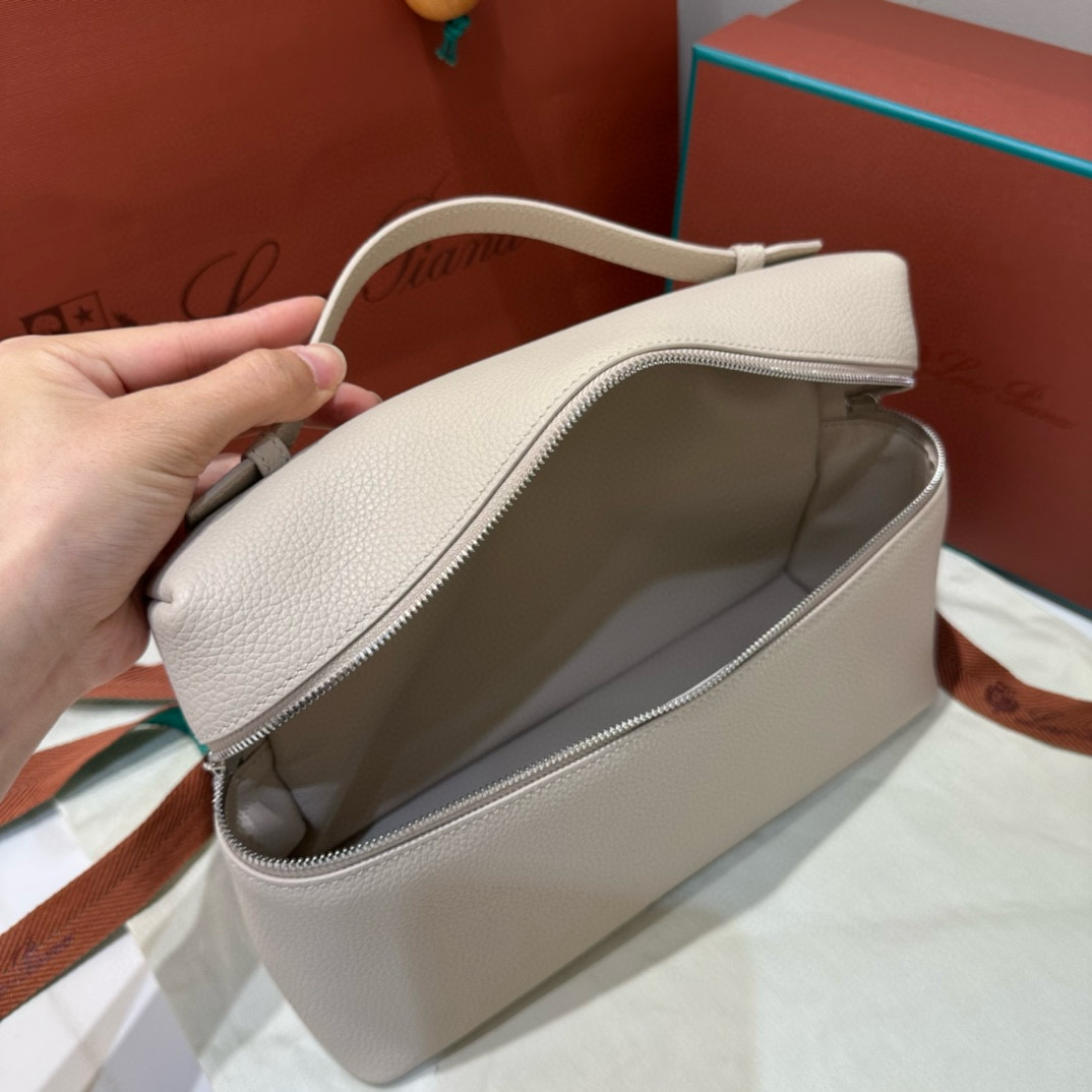 Loro Piana 로로피아나 로로 피아나 L27 엑스트라 포켓 라이트 베이지 크로스백 9