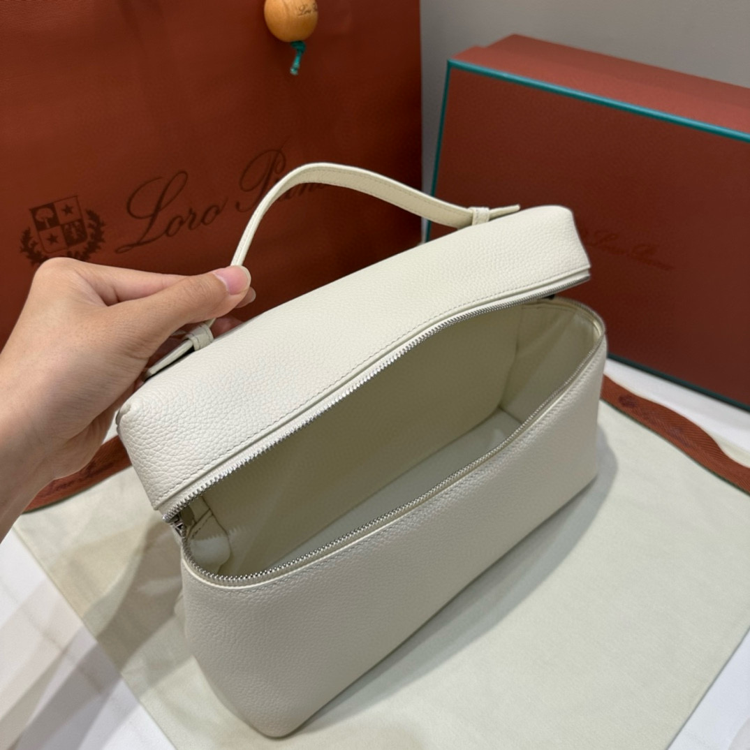 Loro Piana 로로피아나 로로 피아나 L27 엑스트라 포켓 라이트 베이지 크로스백 9