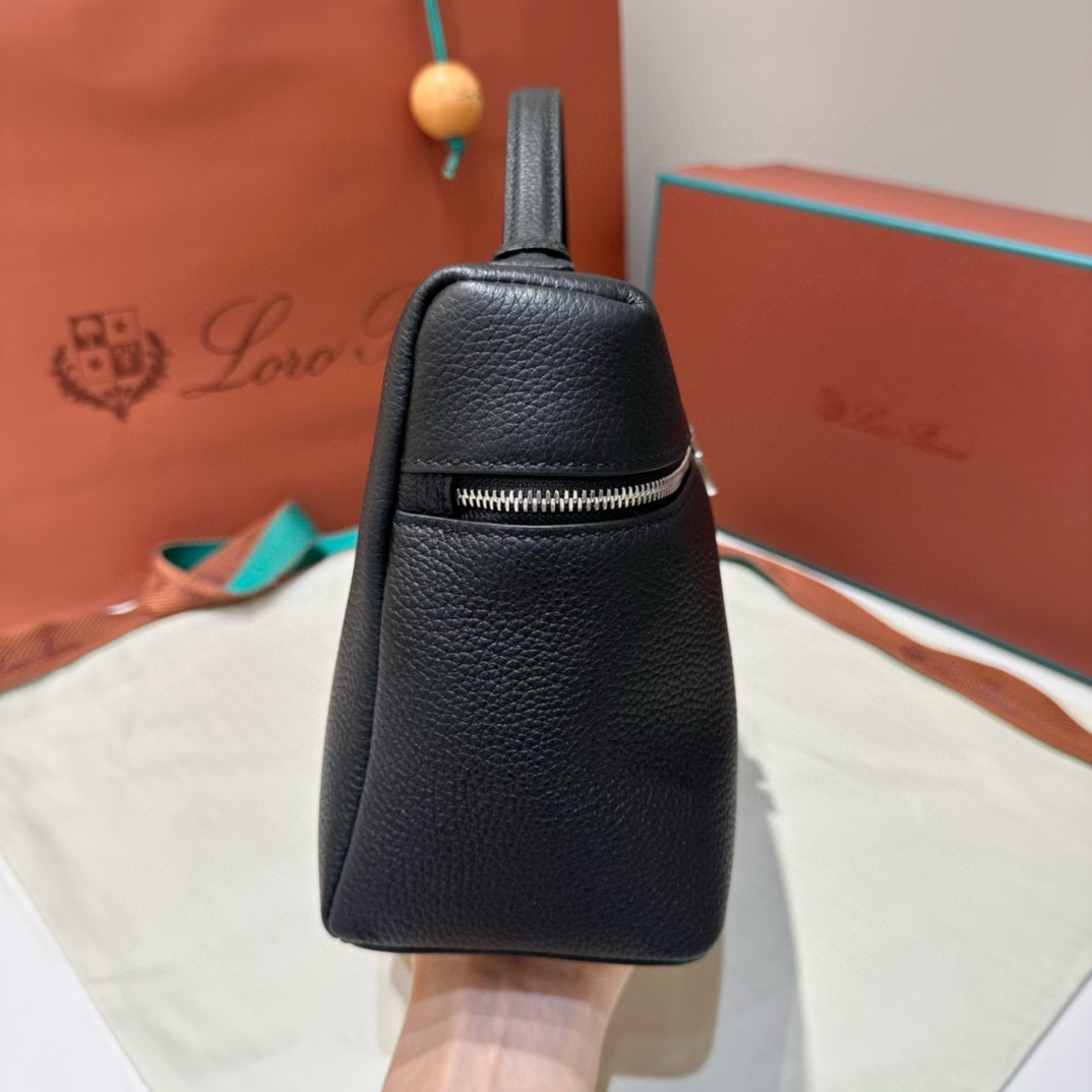 Loro Piana 로로피아나 로로 피아나 L27 엑스트라 포켓 라이트 베이지 크로스백 7