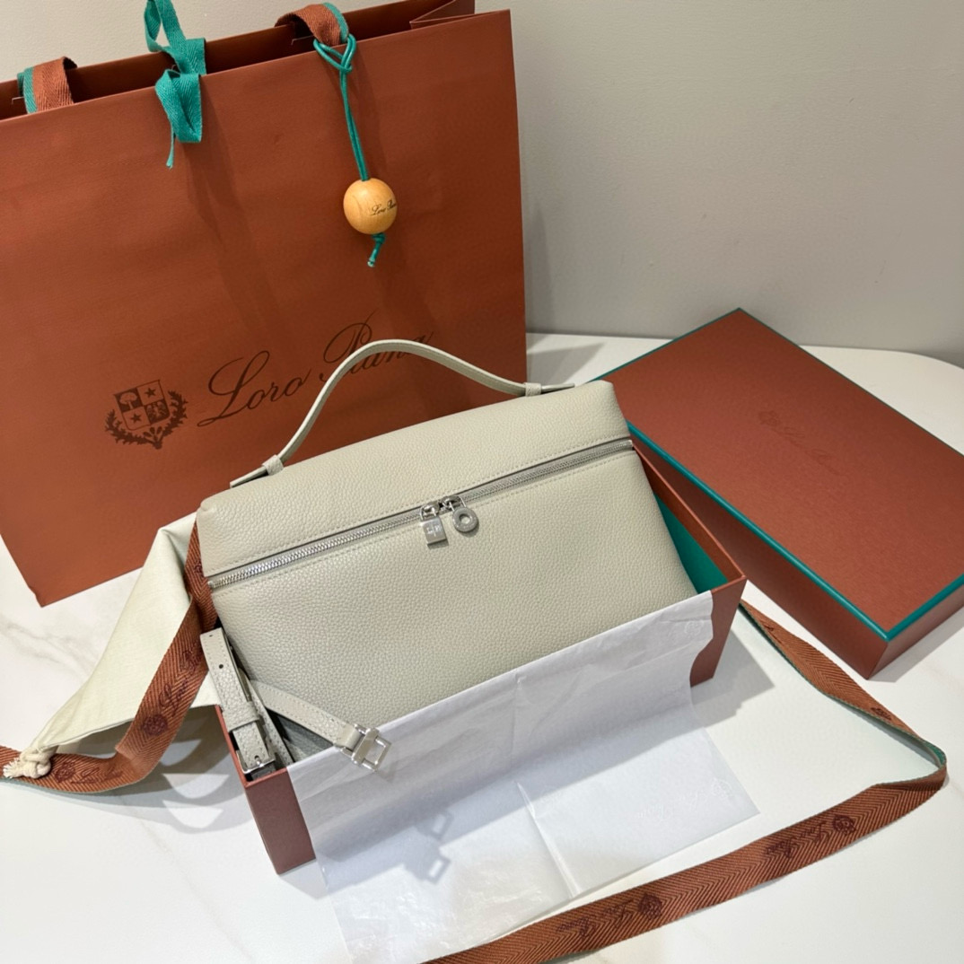 Loro Piana 로로피아나 로로 피아나 L27 엑스트라 포켓 라이트 베이지 크로스백 4