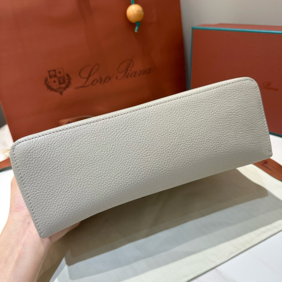 Loro Piana 로로피아나 로로 피아나 L27 엑스트라 포켓 라이트 베이지 크로스백 10