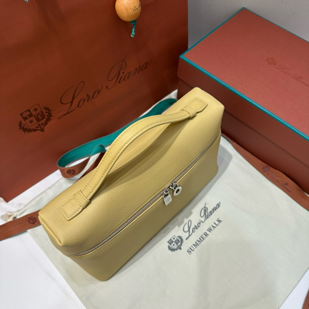 Loro Piana 로로피아나 로로 피아나 L27 엑스트라 포켓 라이트 베이지 크로스백 4