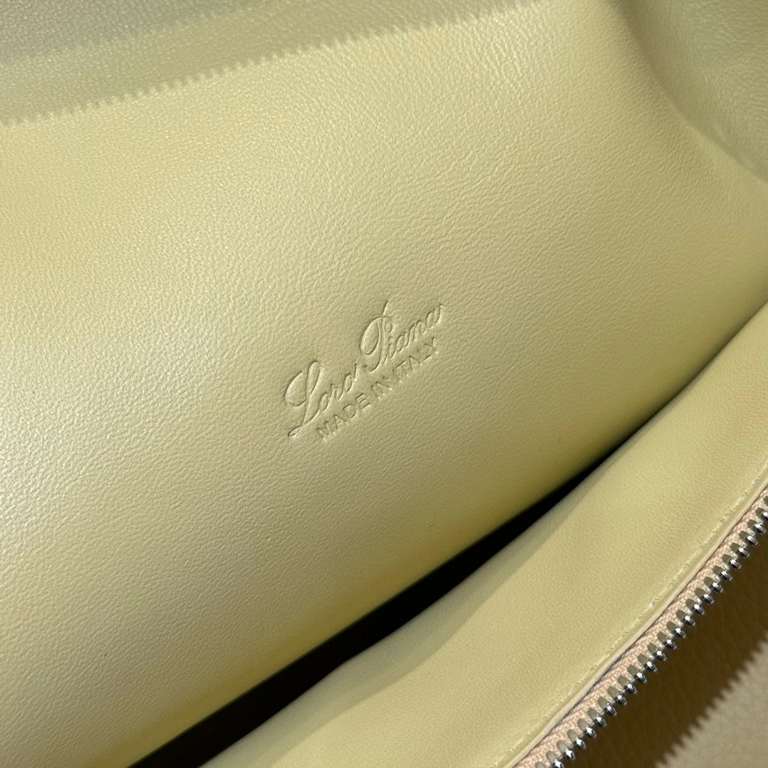 Loro Piana 로로피아나 로로 피아나 L27 엑스트라 포켓 라이트 베이지 크로스백 7