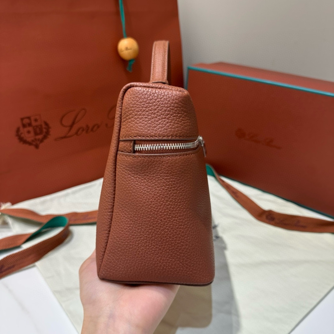 Loro Piana 로로피아나 로로 피아나 L27 엑스트라 포켓 라이트 베이지 크로스백 8