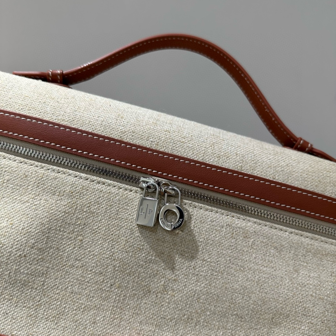 Loro Piana 로로피아나 로로 피아나 L27 엑스트라 포켓 라이트 베이지 크로스백 6