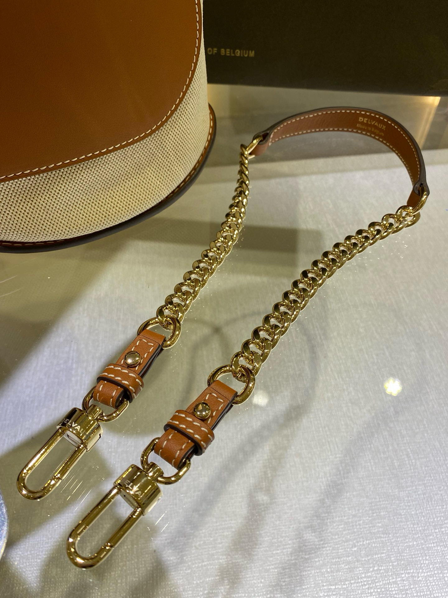 Delvaux 델보 Pin 버킷 캔버스 버킷백 8