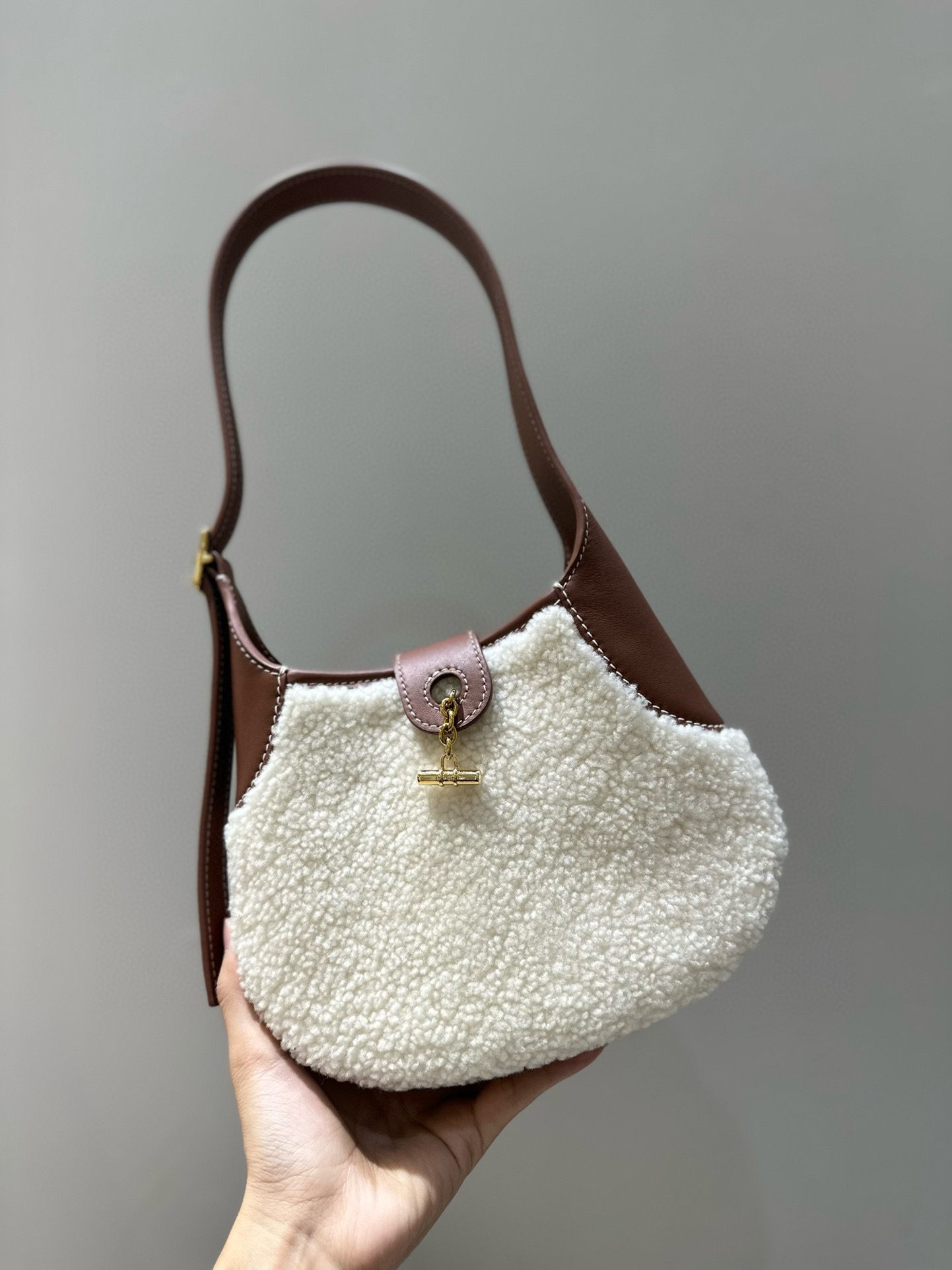 Loro Piana 로로피아나 로로 피아나 Bobbin 양털 숄더백 3