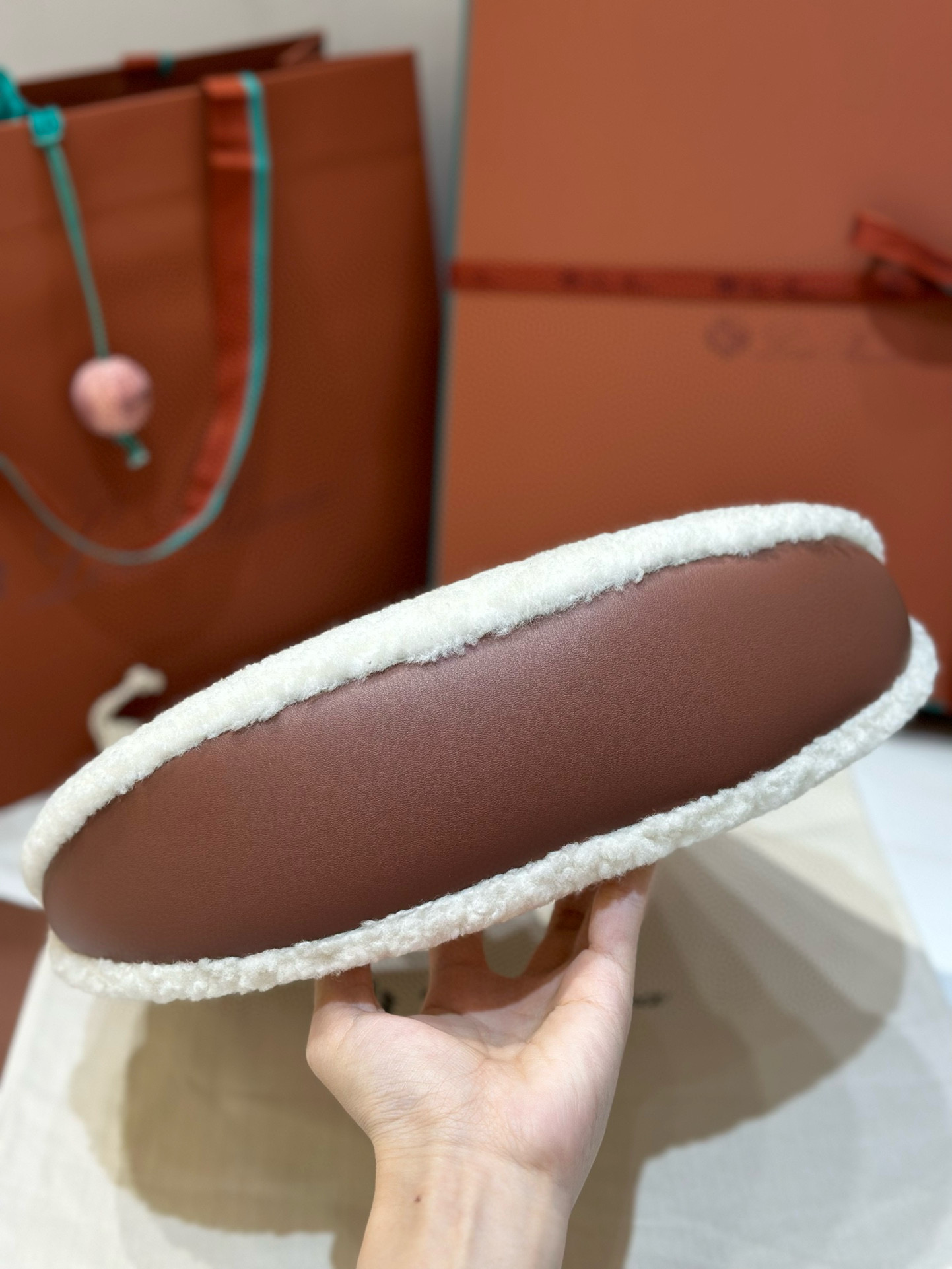 Loro Piana 로로피아나 로로 피아나 Bobbin 양모 숄더백 6