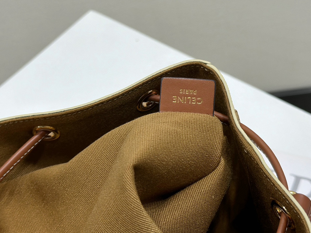 Celine 셀린느 세일러 초소형 로고 패턴 가죽 버킷백 8