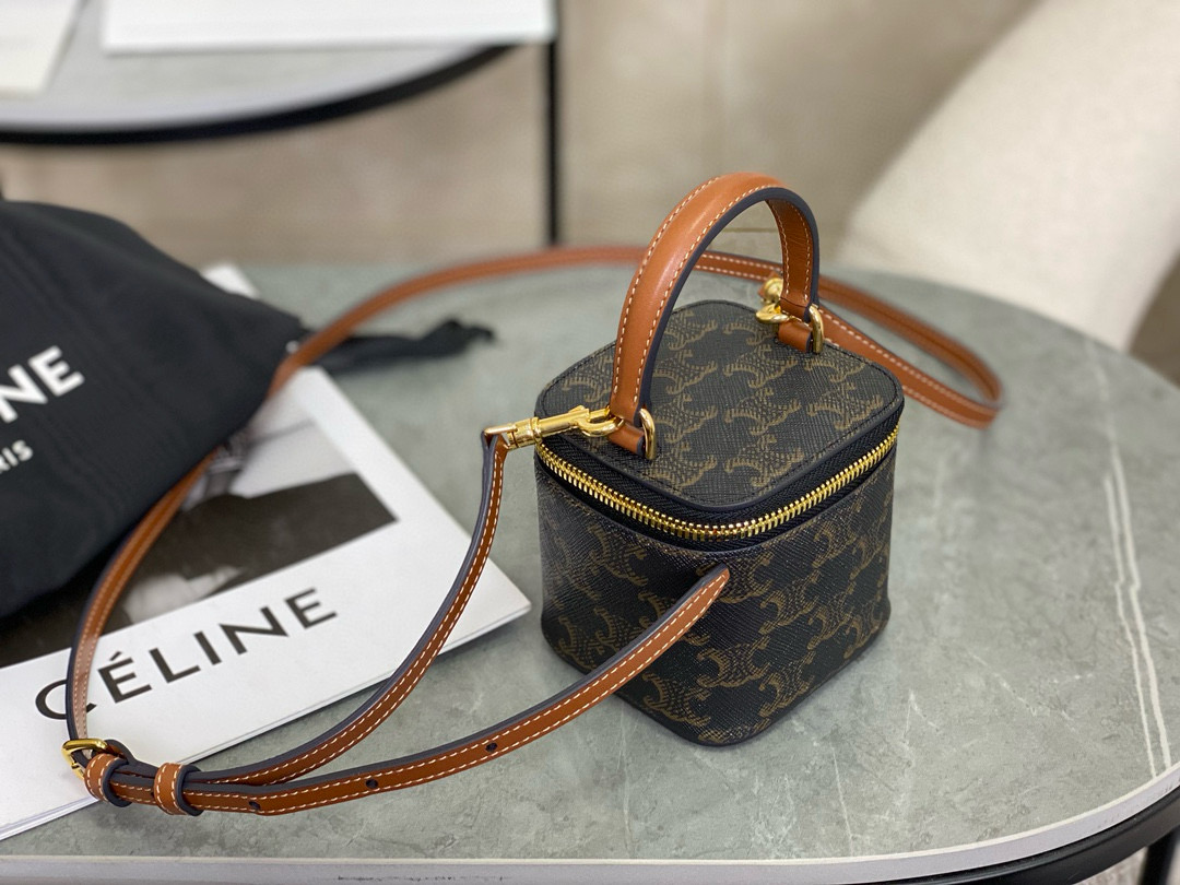 Celine 셀린느 트리오므프 벚꽃 핑크 미니 박스백 2