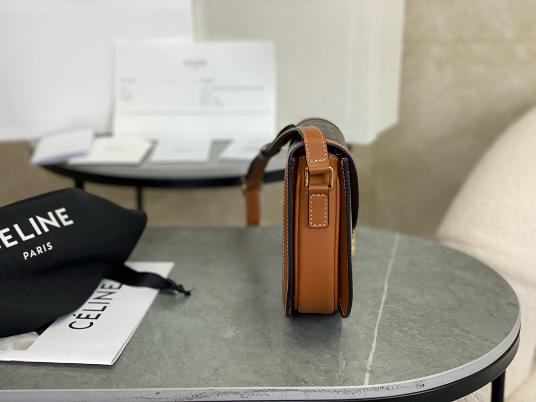 Celine 셀린느 트리오프 케빈 문 로고 마장 숄더백 3