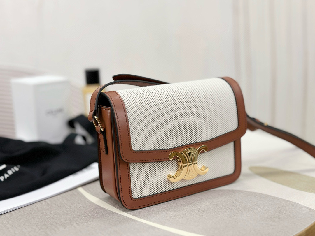 Celine 셀린느 트리오므프 캔버스 소가죽 크로스백 2