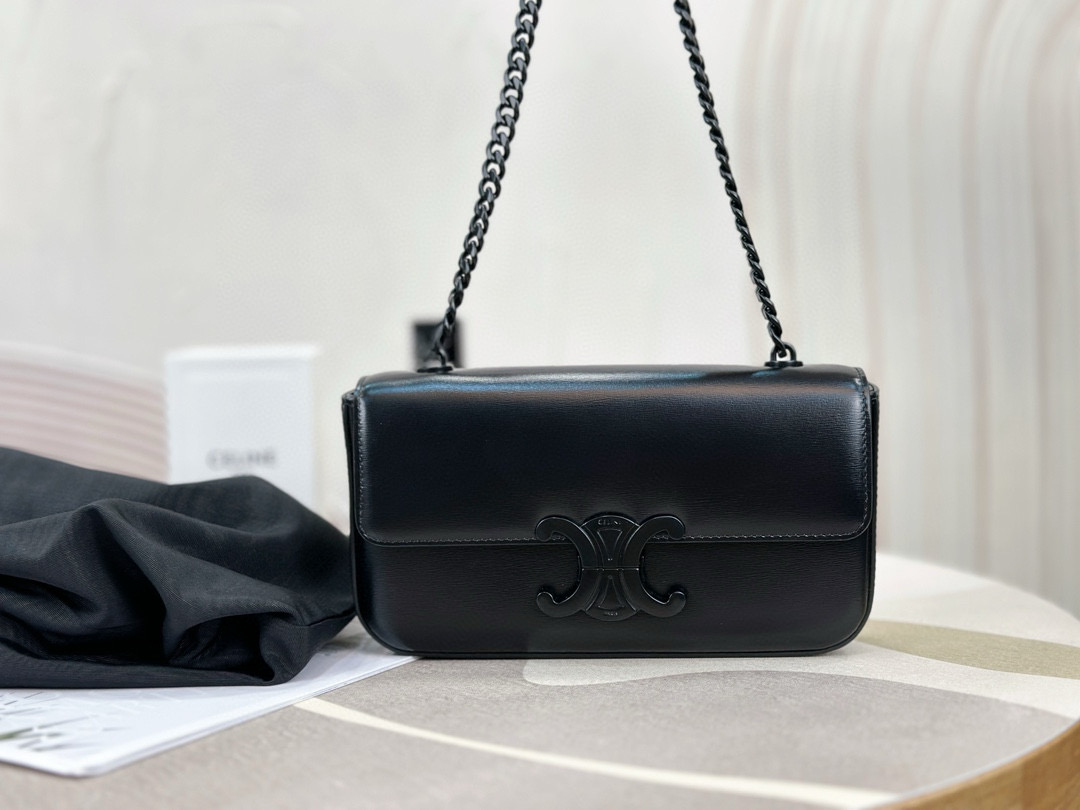 Celine 셀린느 트리옴프 체인 숄더백 1