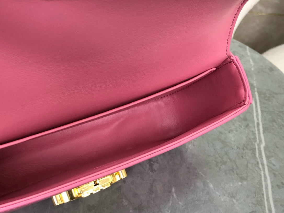 Celine 셀린느 트리옴프 체인 숄더백 8