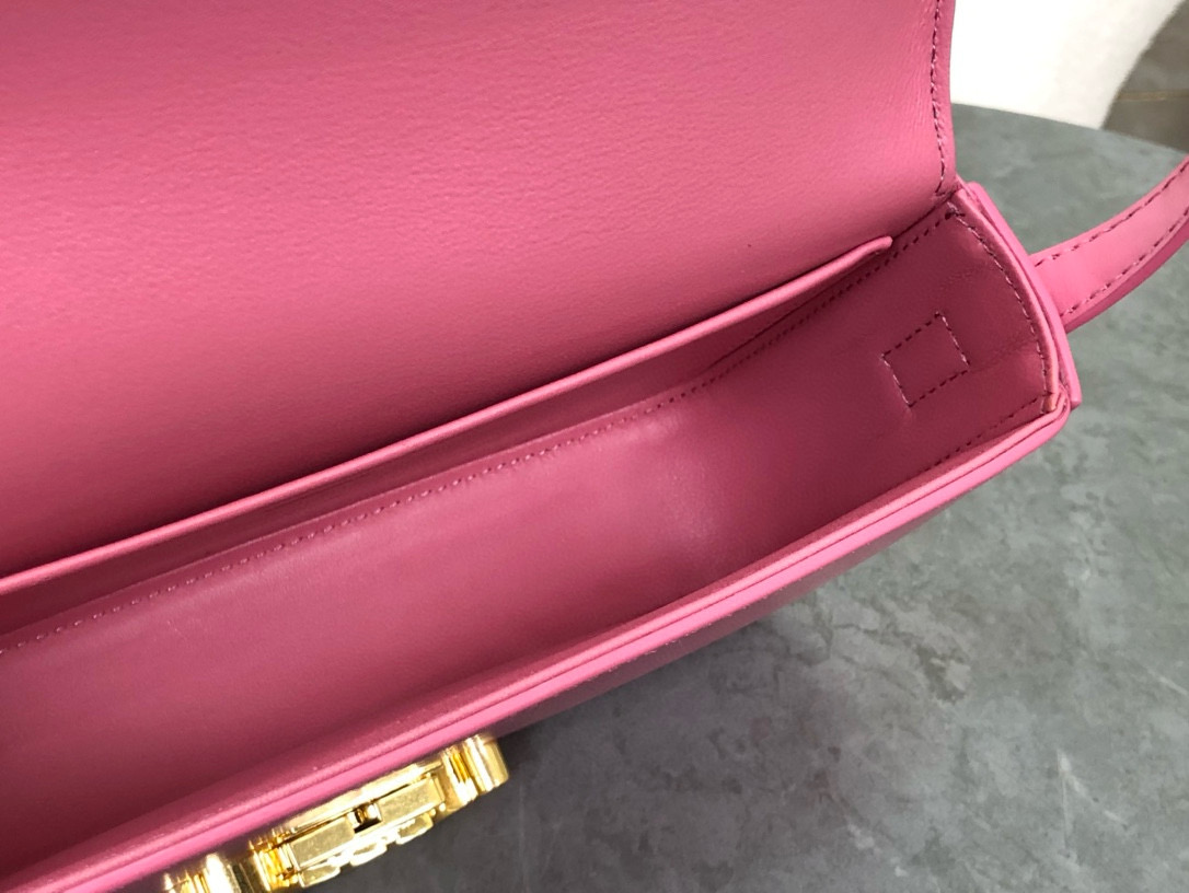 Celine 셀린느 트리옴프 체인 숄더백 8